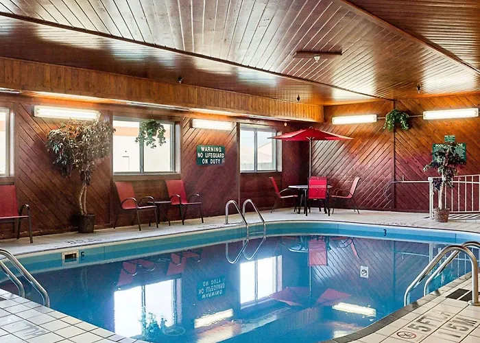 Econo - West Acres Lodge *