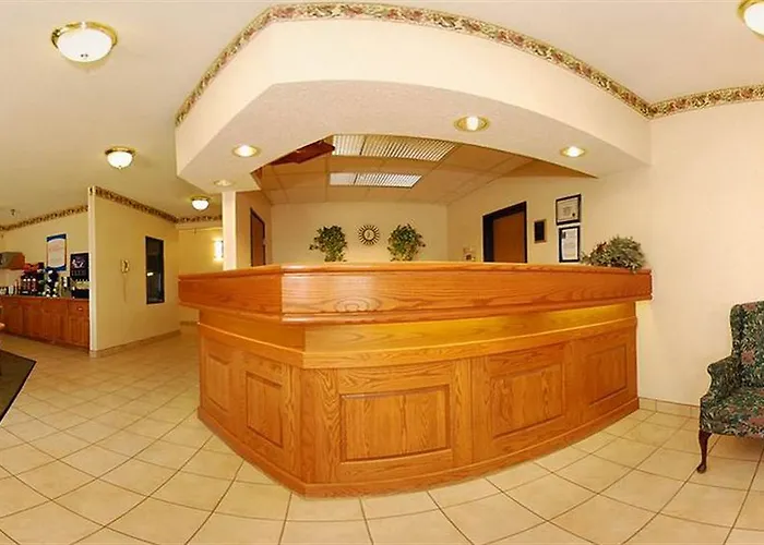 Econo - West Acres Fargo